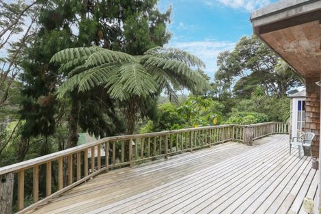 Photo of property in 64 Mountain Road, Henderson Valley, Auckland, 0612