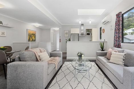 Photo of property in 10/162 Aro Street, Aro Valley, Wellington, 6021