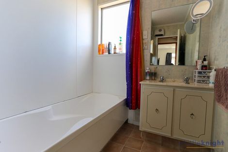 Photo of property in 3 Shire Lane, Woolston, Christchurch, 8062