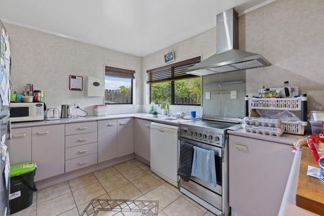 Photo of property in 32 Trimdon Street, Randwick Park, Auckland, 2105