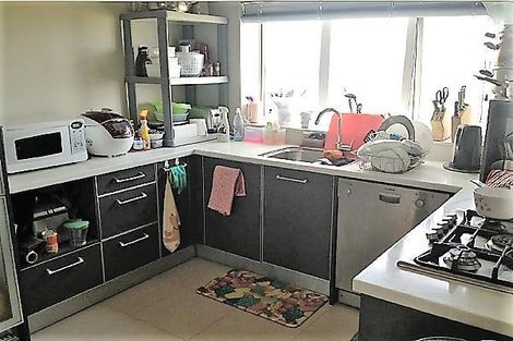 Photo of property in The Rise, 5/11 Hatfield Place, Albany Heights, Auckland, 0632