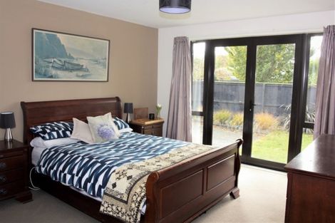 Photo of property in 1a Elm Drive, Rangiora, 7400