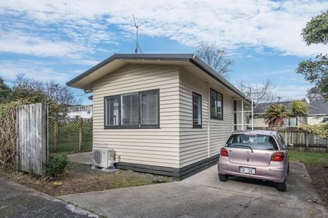 Photo of property in 5 Aorangi Road, Paraparaumu, 5032