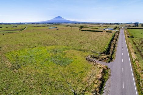 Photo of property in 5778 Mountain Road, Normanby, Hawera, 4673