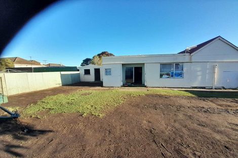 Photo of property in 7 Prendergast Street, South Dunedin, Dunedin, 9012