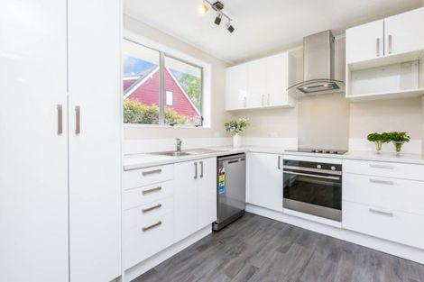 Photo of property in 35b Roband Crescent, Brown Owl, Upper Hutt, 5018