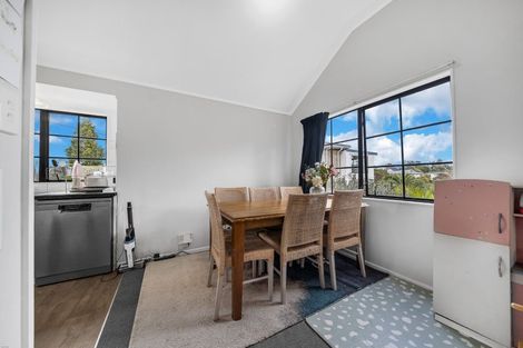 Photo of property in 4/34 Don Buck Road, Massey, Auckland, 0614