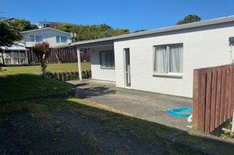 Photo of property in 15b Cypress Drive, Maungaraki, Lower Hutt, 5010