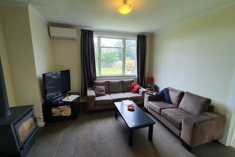 Photo of property in 1 Edward Street, Waimate, 7924