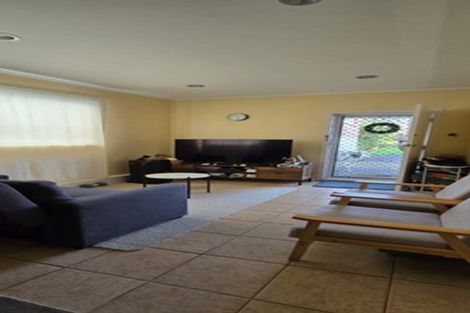 Photo of property in 27 Victoria Road, Papatoetoe, Auckland, 2025