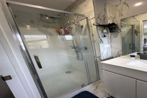 Photo of property in 3 Montilla Place, Manurewa, Auckland, 2102