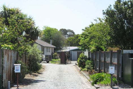 Photo of property in 21 Woodlands Place, Aranui, Christchurch, 8061