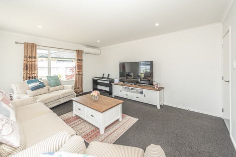 Photo of property in 35 Magnolia Crescent, Tawhero, Whanganui, 4501