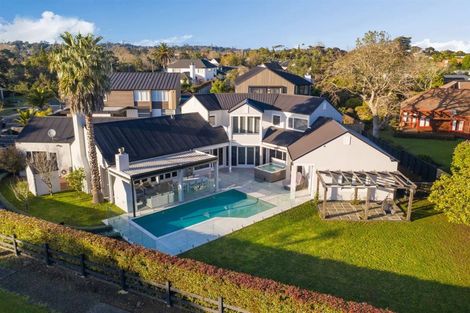 Photo of property in 90 Roland Road, Greenhithe, Auckland, 0632