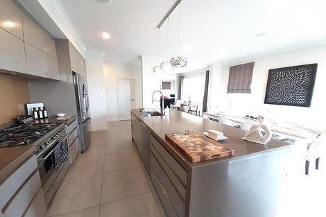 Photo of property in 12 Remuremu Street, Long Bay, Auckland, 0630