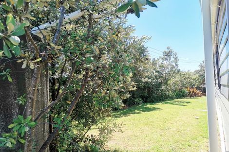 Photo of property in 2 Tamure Crescent, Mahia, 4198