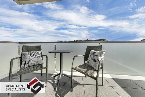 Photo of property in Apollo Apartments, 201/46 Rosedale Road, Rosedale, Auckland, 0632