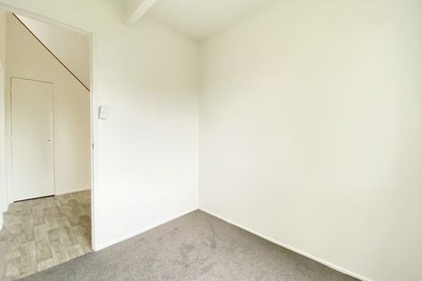 Photo of property in 4 Vimy Place, Mangere, Auckland, 2022
