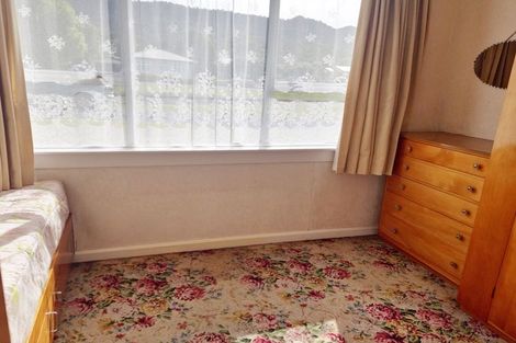 Photo of property in 28 Ranfurly Street, Runanga, 7803