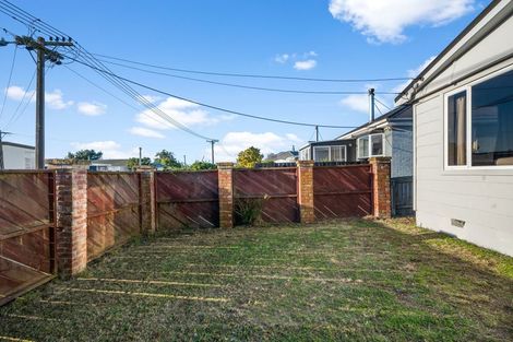 Photo of property in 45 Effingham Street, North New Brighton, Christchurch, 8083