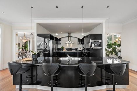 Photo of property in 61 Onslow Road, Khandallah, Wellington, 6035