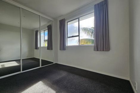 Photo of property in 2/25 Moire Road, Massey, Auckland, 0614