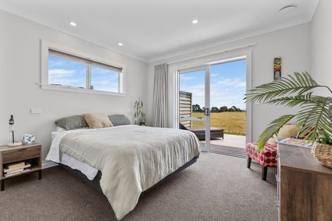 Photo of property in 11 Leith Road, Okato, New Plymouth, 4374
