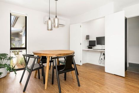 Photo of property in 11 Livingstone Drive, Papamoa Beach, Papamoa, 3118