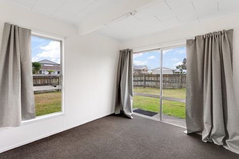 Photo of property in 32 Eastburn Street, Papakura, 2110