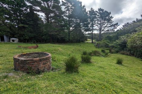 Photo of property in 7 Hillcroft Road, Horokiwi, Wellington, 5016