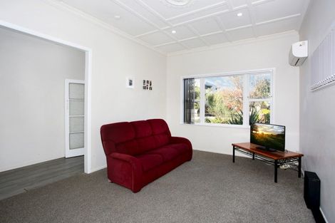 Photo of property in 15 Princes Street, Pukekohe, 2120