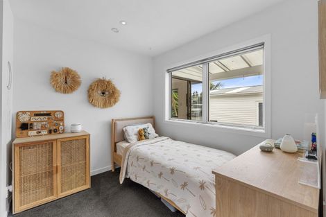 Photo of property in 70 Mcentee Road, Waitakere, Auckland, 0816