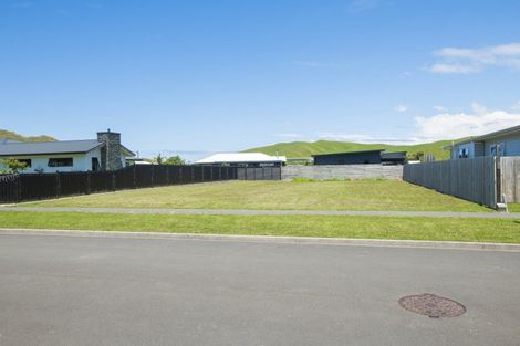 Photo of property in 19 Hamilton Drive, Wainui, Gisborne, 4010