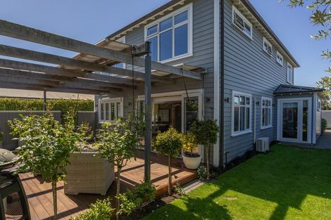 Photo of property in 42 Normans Road, Strowan, Christchurch, 8052