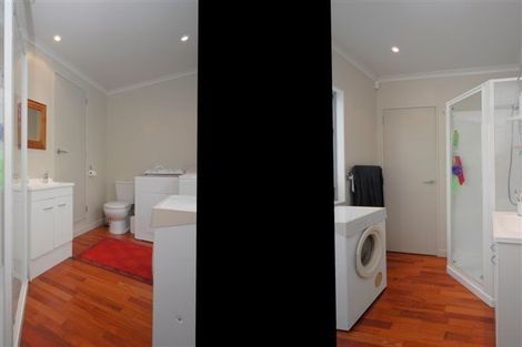 Photo of property in 3b Woodhouse Avenue, Karori, Wellington, 6012