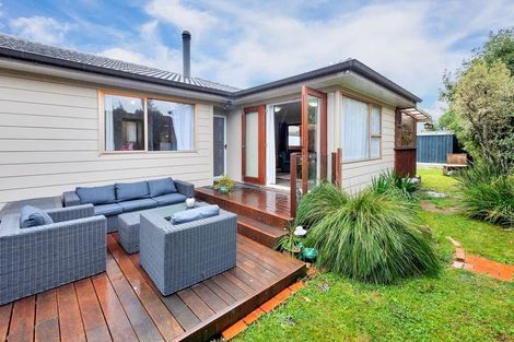 Photo of property in 9 Urlich Drive, Ranui, Auckland, 0612