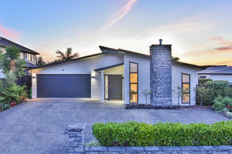 Photo of property in 52 Toscana Drive, Karaka, Papakura, 2113