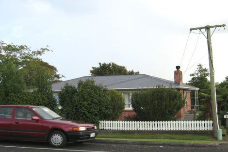 Photo of property in 2/6 Cherry Road, Bucklands Beach, Auckland, 2014