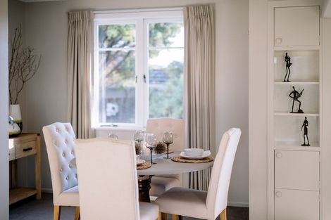 Photo of property in 141 Williams Street, Cambridge, 3434