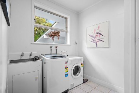 Photo of property in 203 Victoria Street, Cambridge, 3434