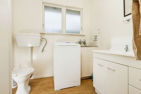 Photo of property in 73 Lynden Avenue, Hillcrest, Auckland, 0627