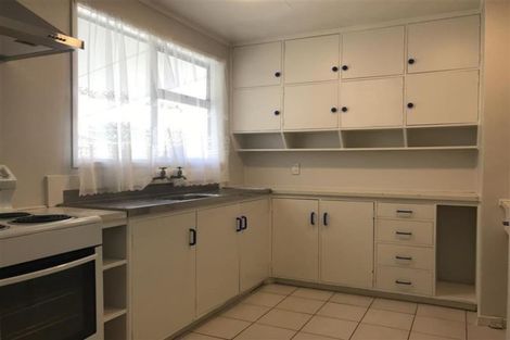 Photo of property in 14 Court Town Close, Mangere, Auckland, 2022