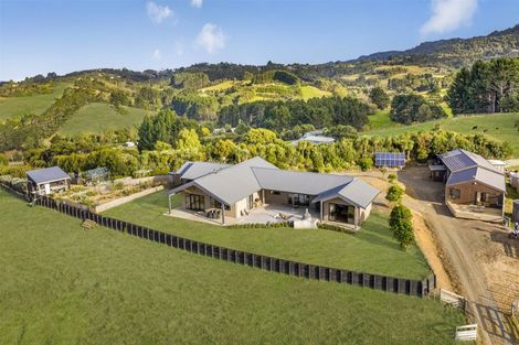 Photo of property in 24b Bethells Road, Waitakere, Auckland, 0816