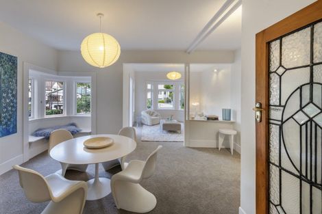 Photo of property in 8 Glen Road, Kelburn, Wellington, 6012