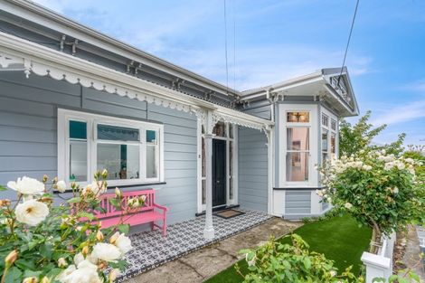 Photo of property in 2 Shannon Street, Mount Victoria, Wellington, 6011