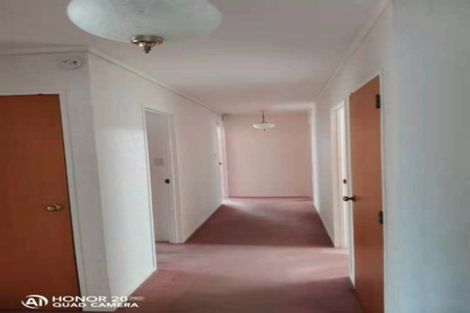 Photo of property in 2/30 Centorian Drive, Windsor Park, Auckland, 0632