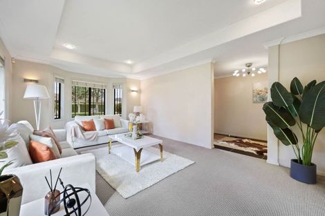 Photo of property in 16 Erceg Way, Rosehill, Papakura, 2113