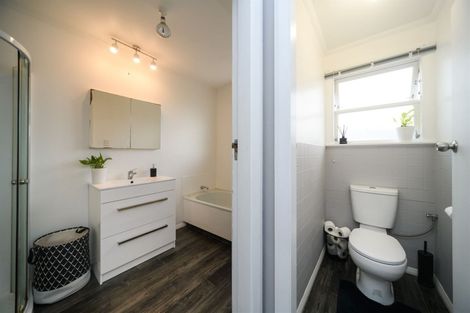 Photo of property in 6 Karamea Crescent, Kelvin Grove, Palmerston North, 4414