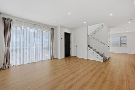 Photo of property in 71 Salamanca Road, Sunnynook, Auckland, 0620