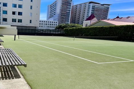 Photo of property in Sanctum Apartment, 10 Ebor Street, Te Aro, Wellington, 6011